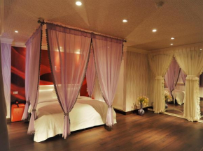 Гостиница Day Chen Hotel  Yilan